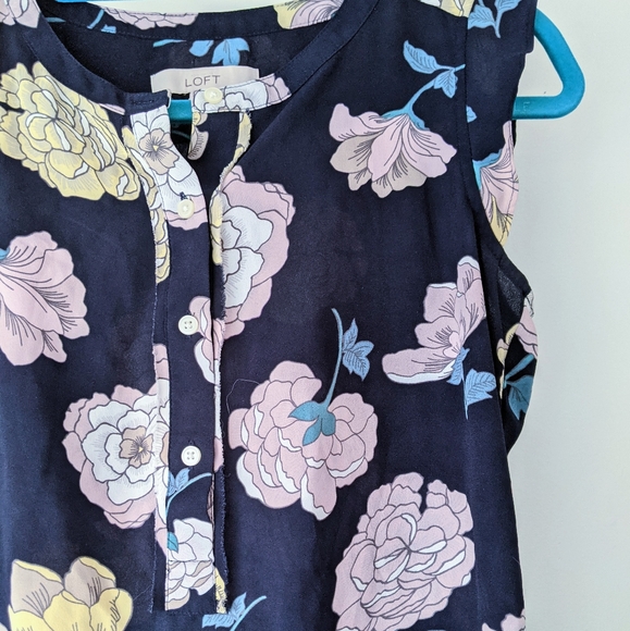 Ann Taylor LOFT Peony Ruffle Henley Shell - Picture 5 of 8